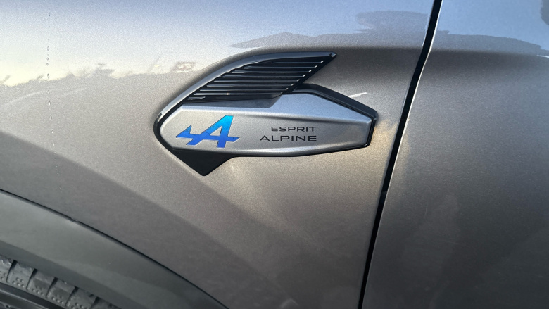 Renault Symbioz 1.6 E-Tech FHEV 145 Iconic Esprit Alpine 5dr Auto Hybrid Estate